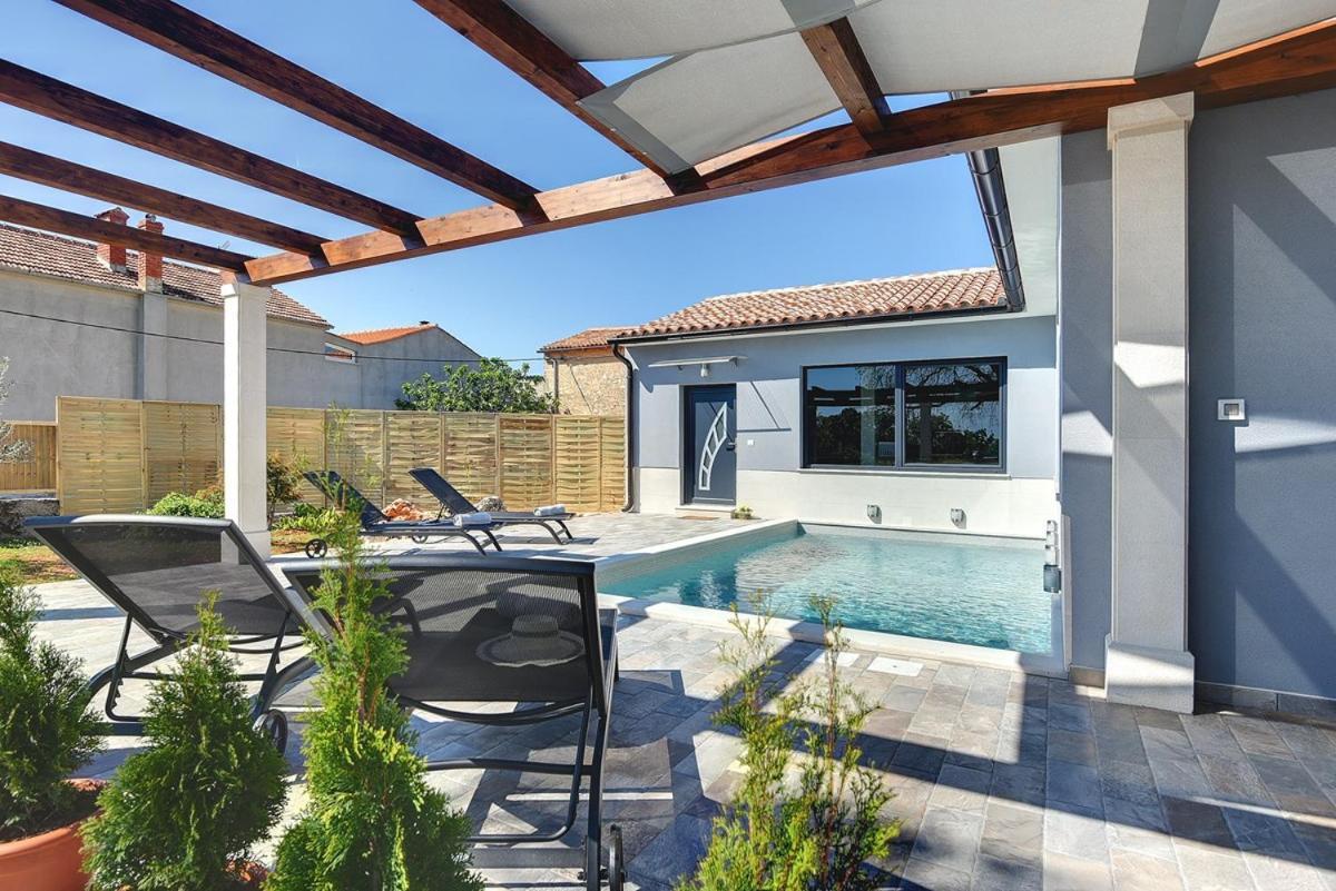 Villa Sunny Home Воднян Екстер'єр фото