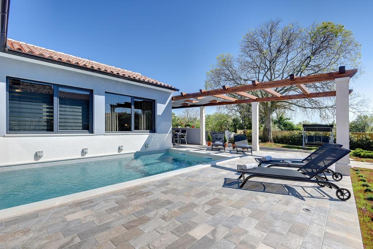 Villa Sunny Home Воднян Екстер'єр фото
