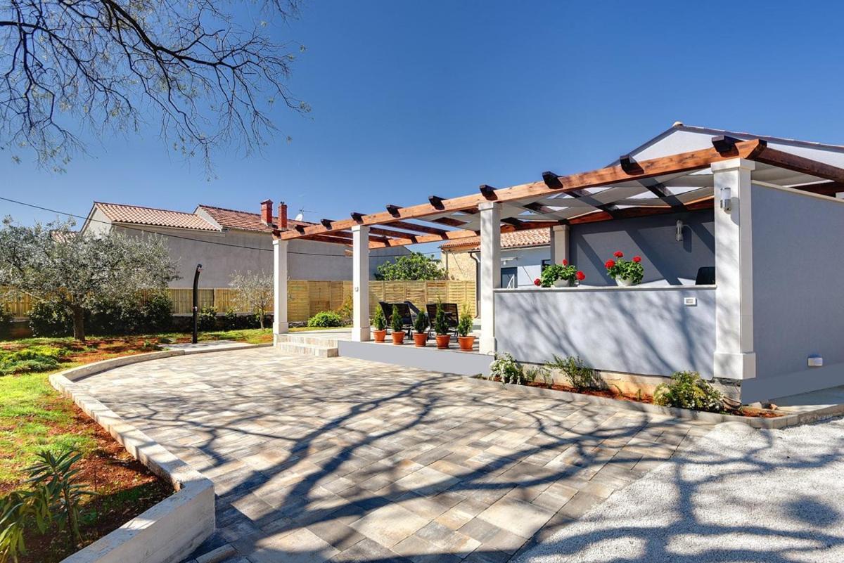 Villa Sunny Home Воднян Екстер'єр фото