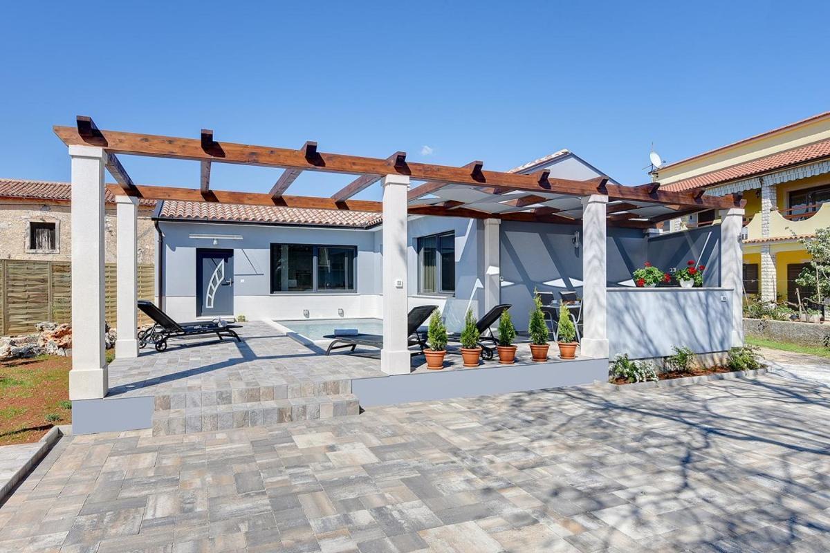 Villa Sunny Home Воднян Екстер'єр фото