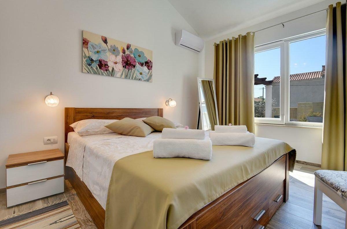 Villa Sunny Home Воднян Екстер'єр фото