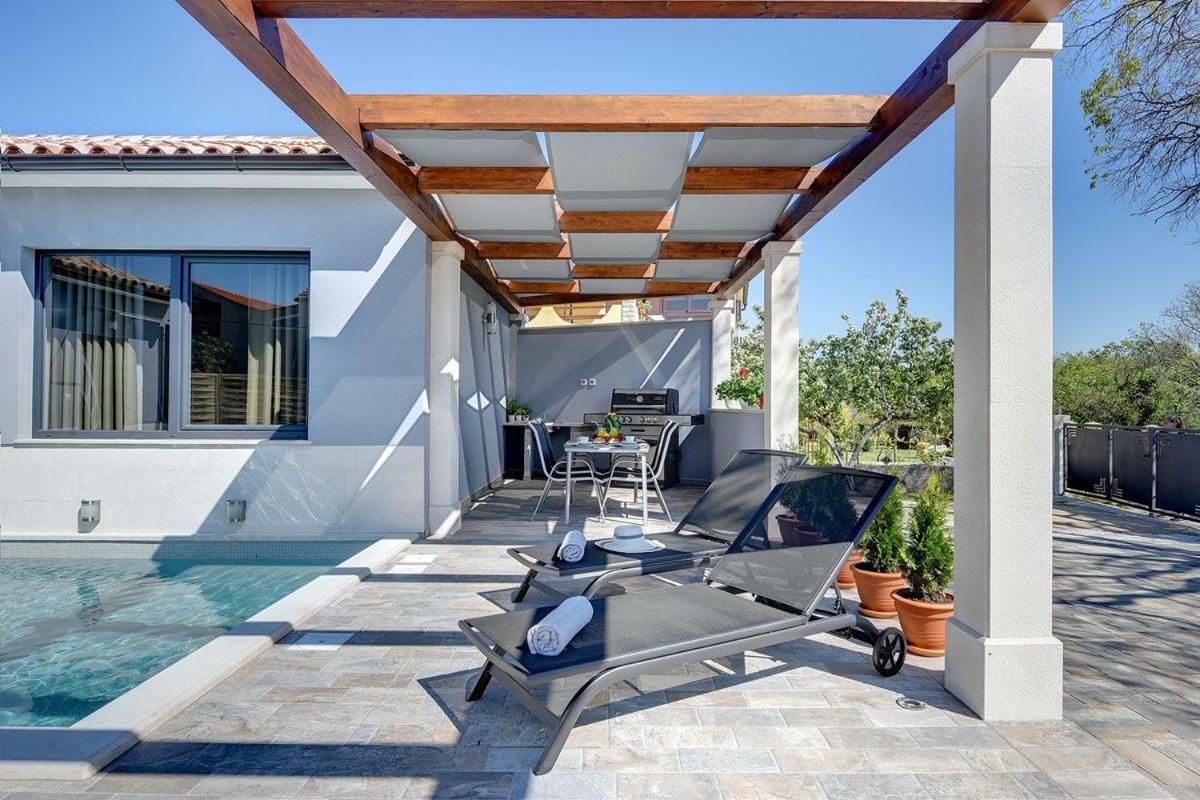 Villa Sunny Home Воднян Екстер'єр фото