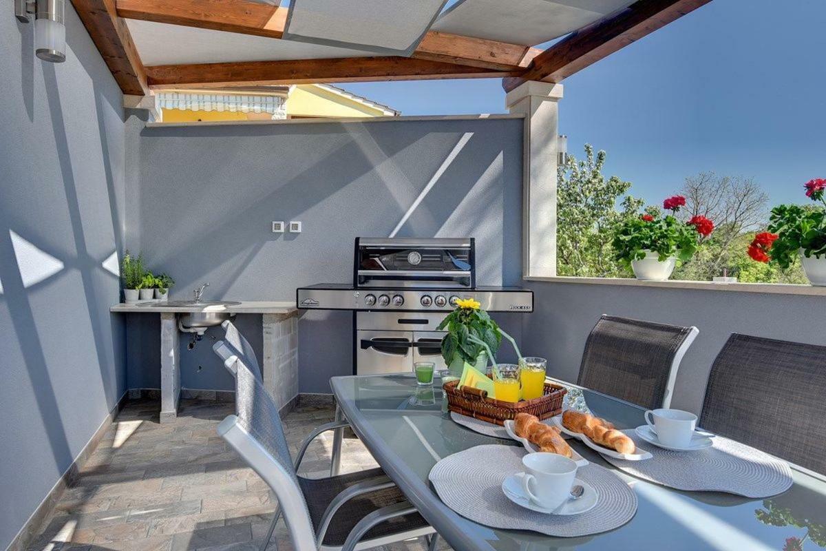 Villa Sunny Home Воднян Екстер'єр фото